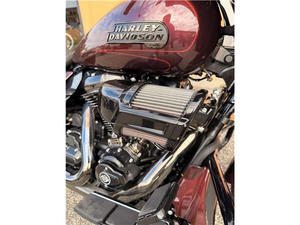 Harley-Davidson FLHXSE - Street Glide CVO