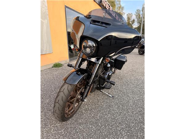 Harley-Davidson Touring FLHXST - Street Glide ST