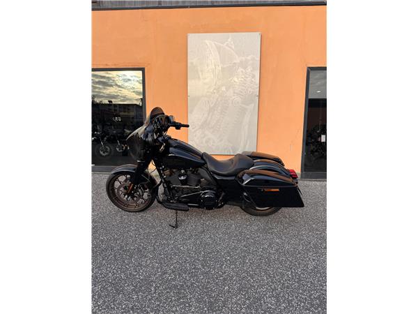 Harley-Davidson Touring FLHXST - Street Glide ST