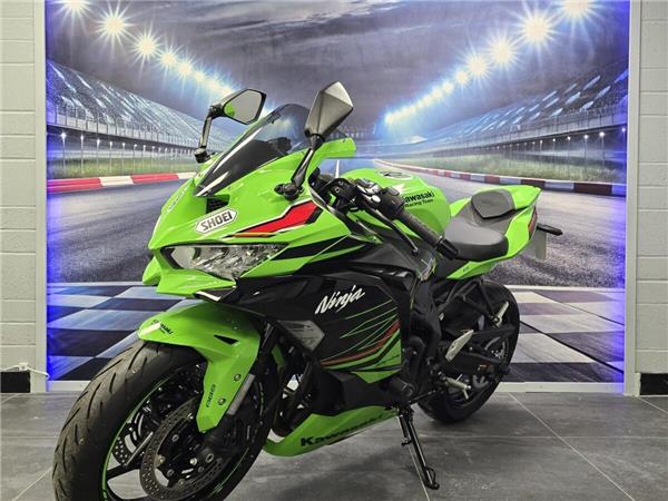 2024 Kawasaki Ninja ZX-4RR