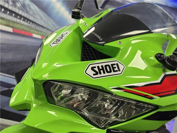 2024 Kawasaki Ninja ZX-4RR