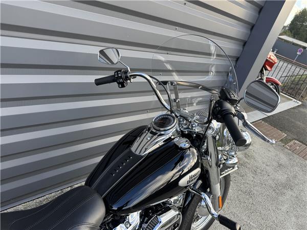 2022 HARLEY-DAVIDSON HERITAGE