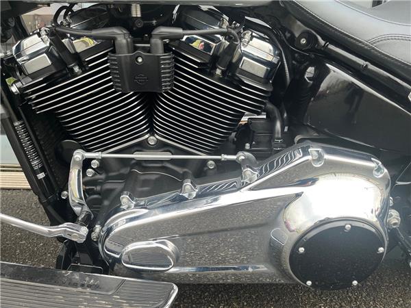 2025 HARLEY-DAVIDSON SOFTAIL FLSTF FAT BOY