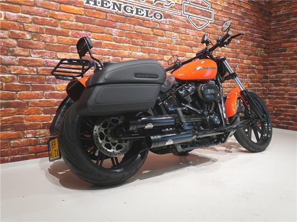 New Harley-Davidson FXBRS Breakout 114 Btw motor