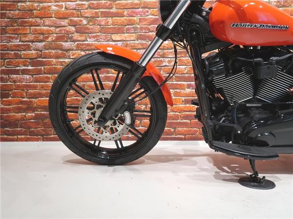 New Harley-Davidson FXBRS Breakout 114 Btw motor