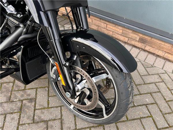 2024 HARLEY-DAVIDSON TOURING FLHX STREET GLIDE
