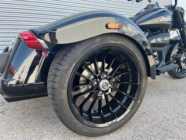 2024 Harley-Davidson Freewheeler