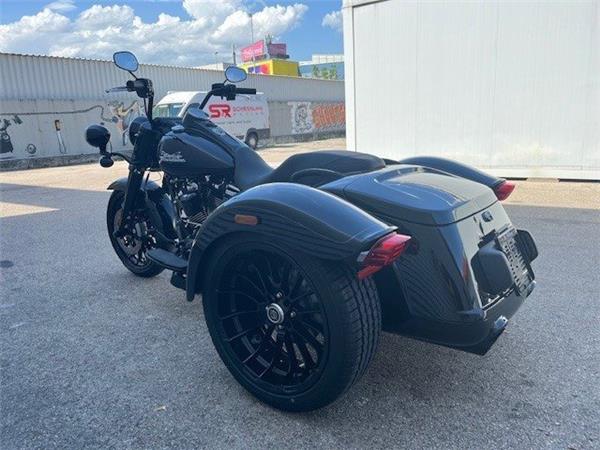 2024 Harley-Davidson Freewheeler