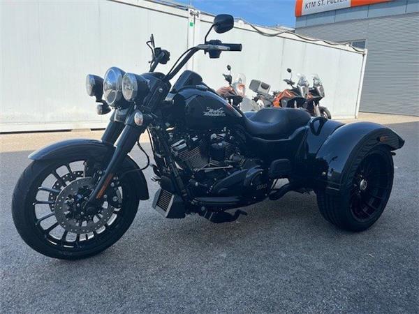 2024 Harley-Davidson Freewheeler