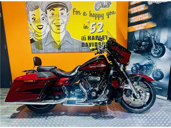 2017 HARLEY-DAVIDSON STREET GLIDE