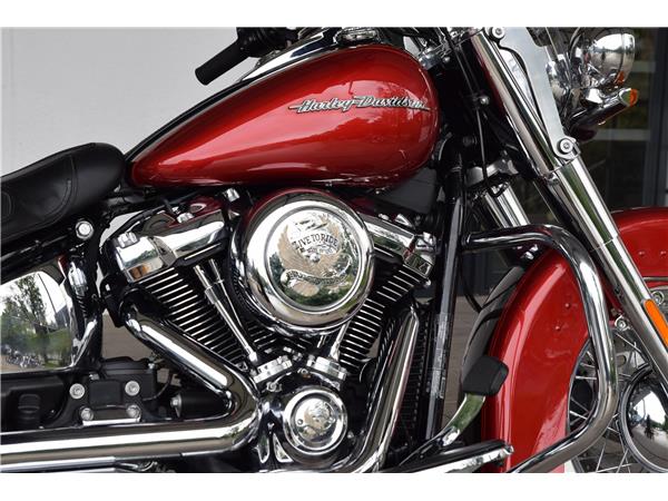 FLDE Softail DELUXE
