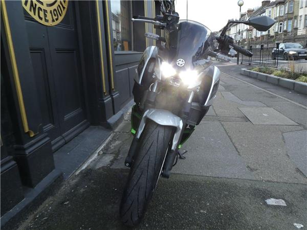 2024 Kawasaki Z7 Hybrid