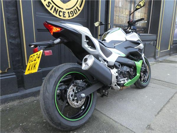 2024 Kawasaki Z7 Hybrid