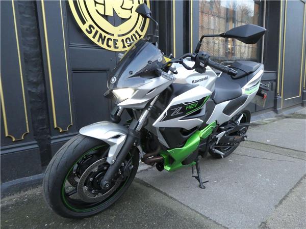 2024 Kawasaki Z7 Hybrid