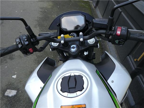 2024 Kawasaki Z7 Hybrid
