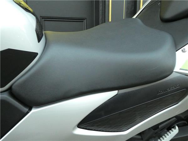 2024 Kawasaki Z7 Hybrid