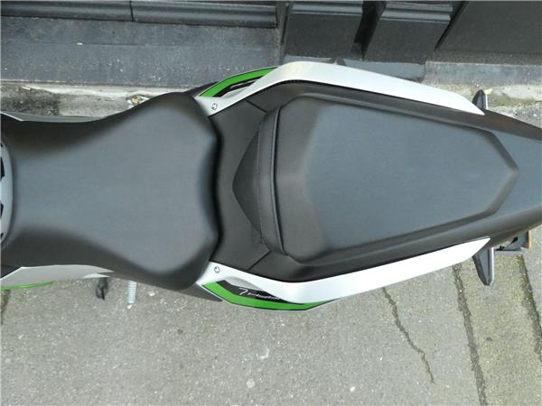 2024 Kawasaki Z7 Hybrid