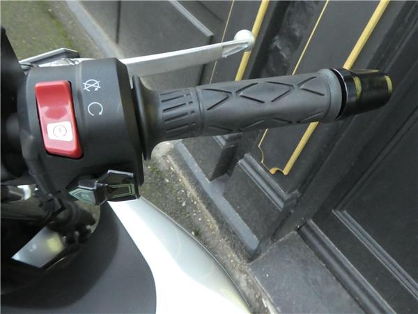 2024 Kawasaki Z7 Hybrid