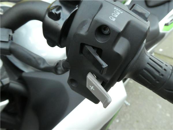 2024 Kawasaki Z7 Hybrid