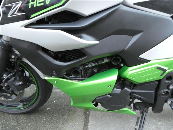 2024 Kawasaki Z7 Hybrid