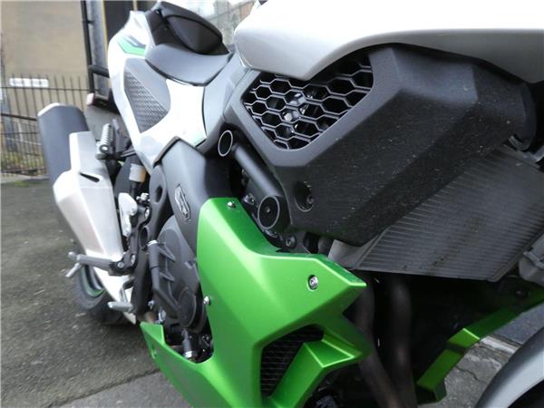 2024 Kawasaki Z7 Hybrid