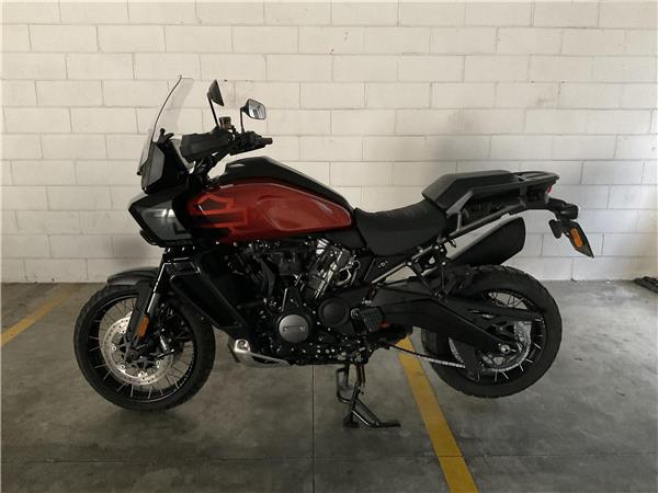 2025 Pan America 1250 Special