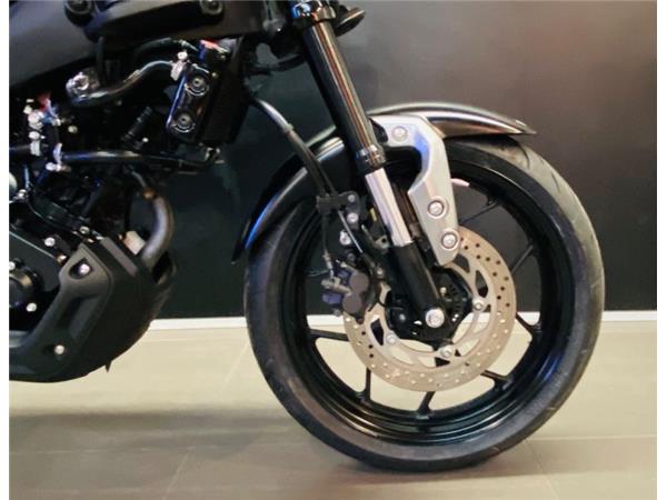2022 Yamaha XSR-125 BLACK