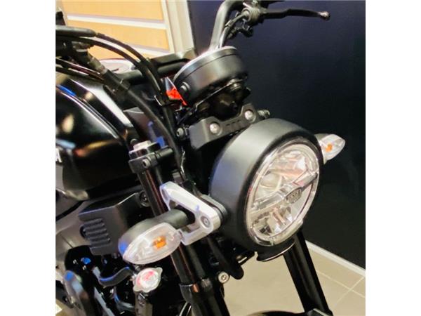 2022 Yamaha XSR-125 BLACK