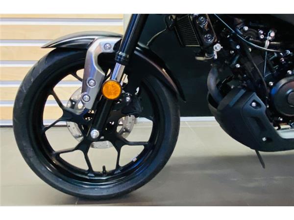 2022 Yamaha XSR-125 BLACK