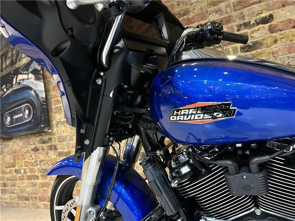 2025 Harley-Davidson Touring