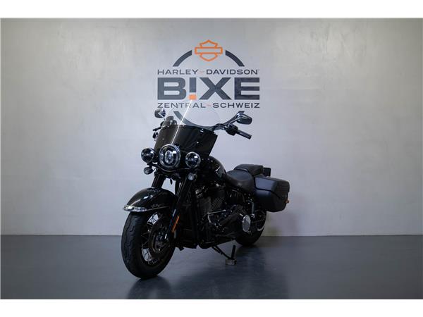 2025 harley-davidson FLHCS Heritage Classic 117