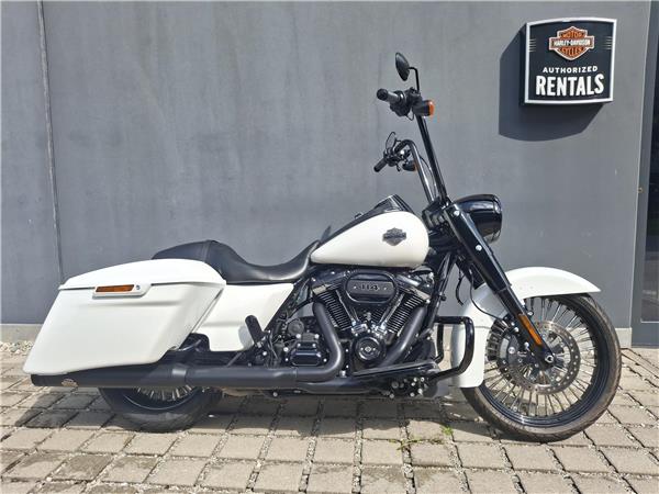 FLHRXS Road King Special 114 mit J&H Auspuff
