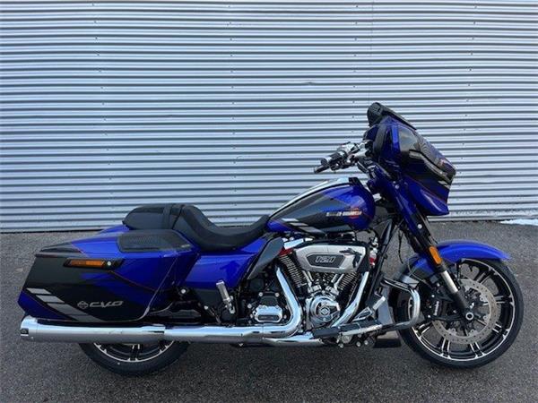 2025 Harley-Davidson CVO Street Glide FLHXSE