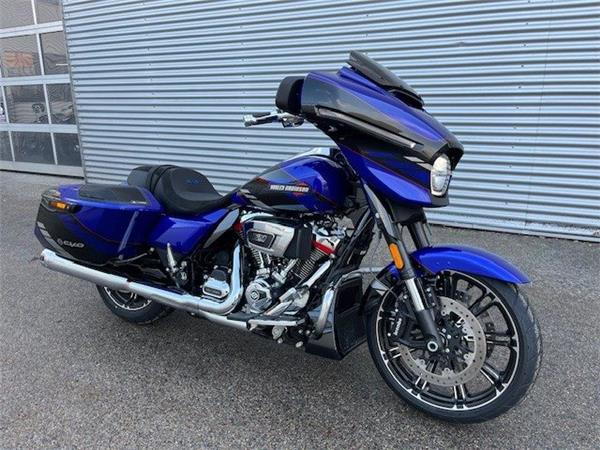 2025 Harley-Davidson CVO Street Glide FLHXSE