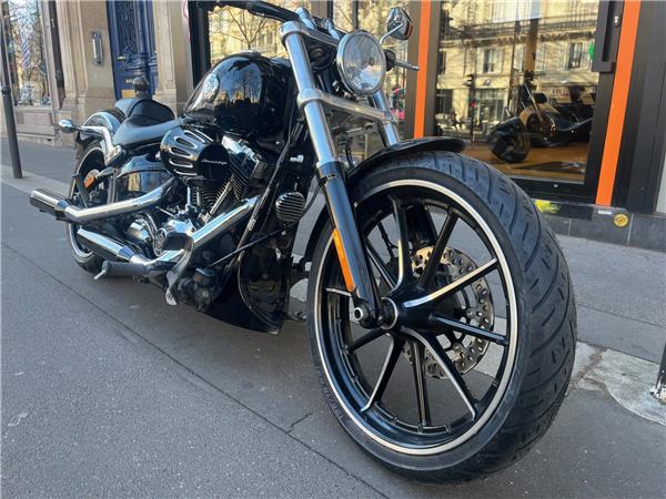 2016 HARLEY-DAVIDSON BREAKOUT