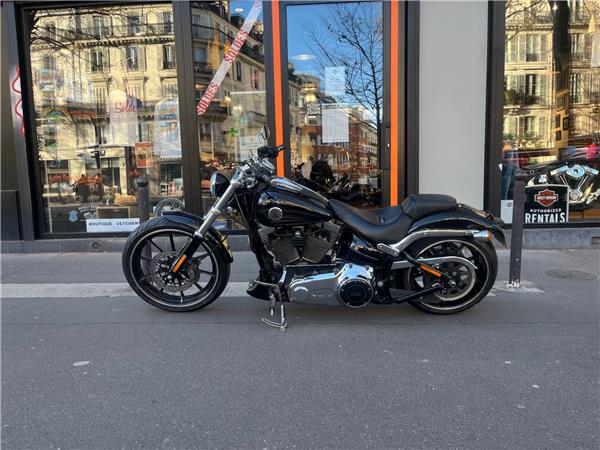 2016 HARLEY-DAVIDSON BREAKOUT