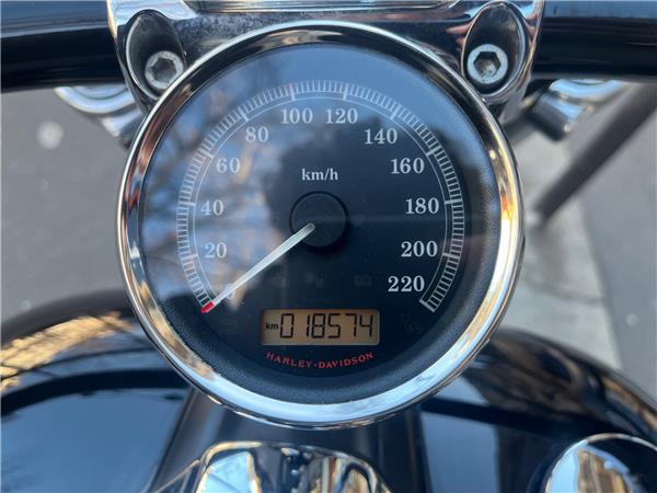 2016 HARLEY-DAVIDSON BREAKOUT