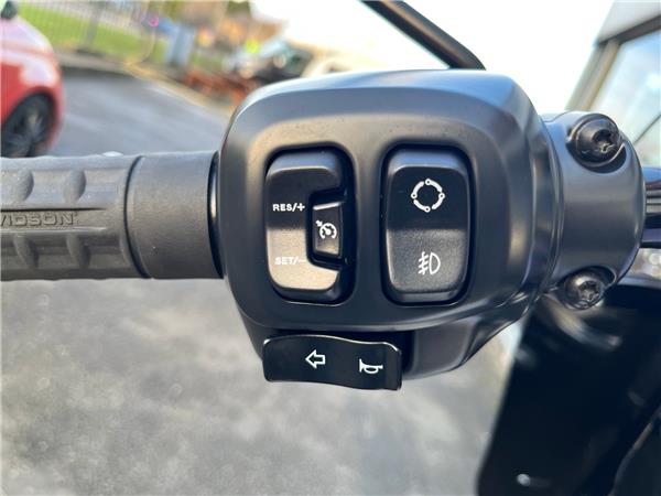 2025 HARLEY-DAVIDSON SOFTAIL FLHC HERITAGE CLASSIC