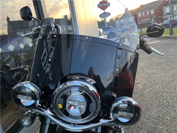 2025 HARLEY-DAVIDSON SOFTAIL FLHC HERITAGE CLASSIC