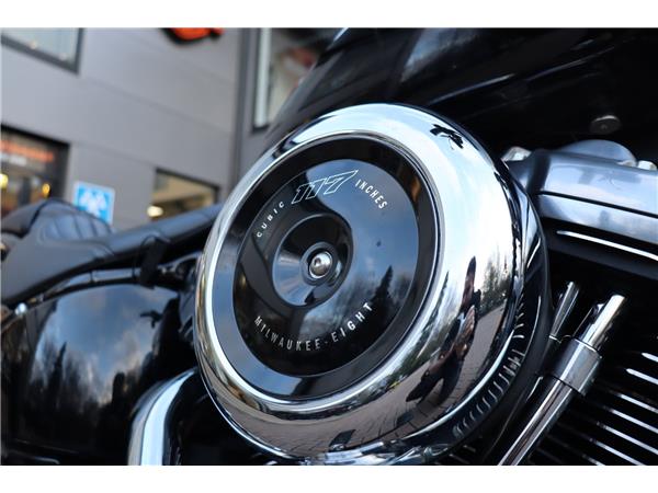 2025 HARLEY-DAVIDSON STREET BOB