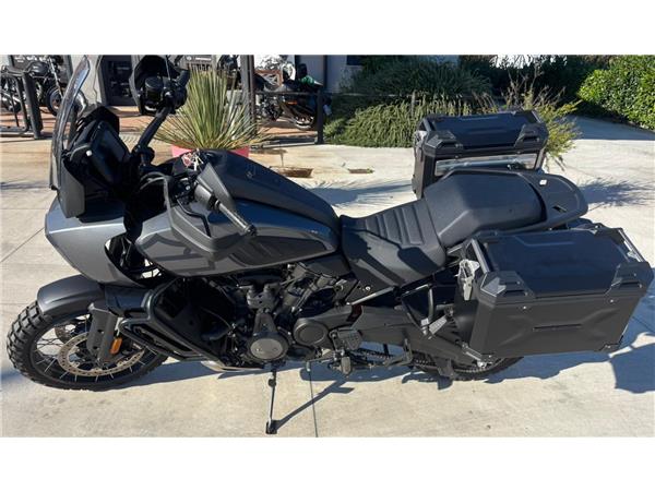 Harley-Davidson Adventure Touring Pan America Special 2022