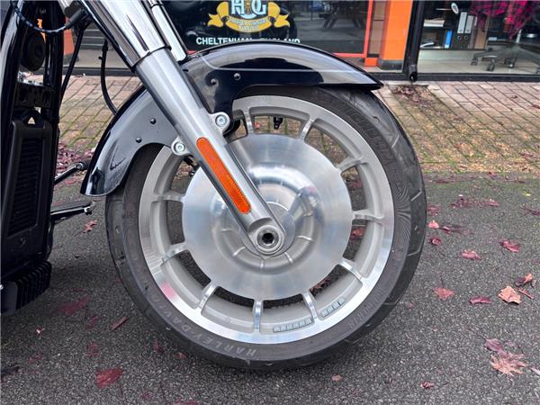 2025 HARLEY-DAVIDSON FAT BOY