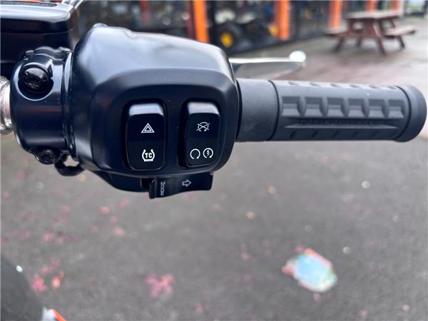 2025 HARLEY-DAVIDSON FAT BOY