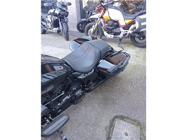 Harley-Davidson Touring Street Glide - 2024