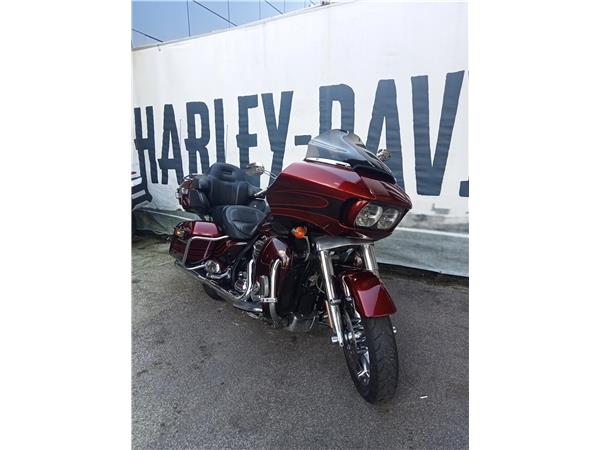 Harley-Davidson CVO Road Glide FLTRUSE  - 2015