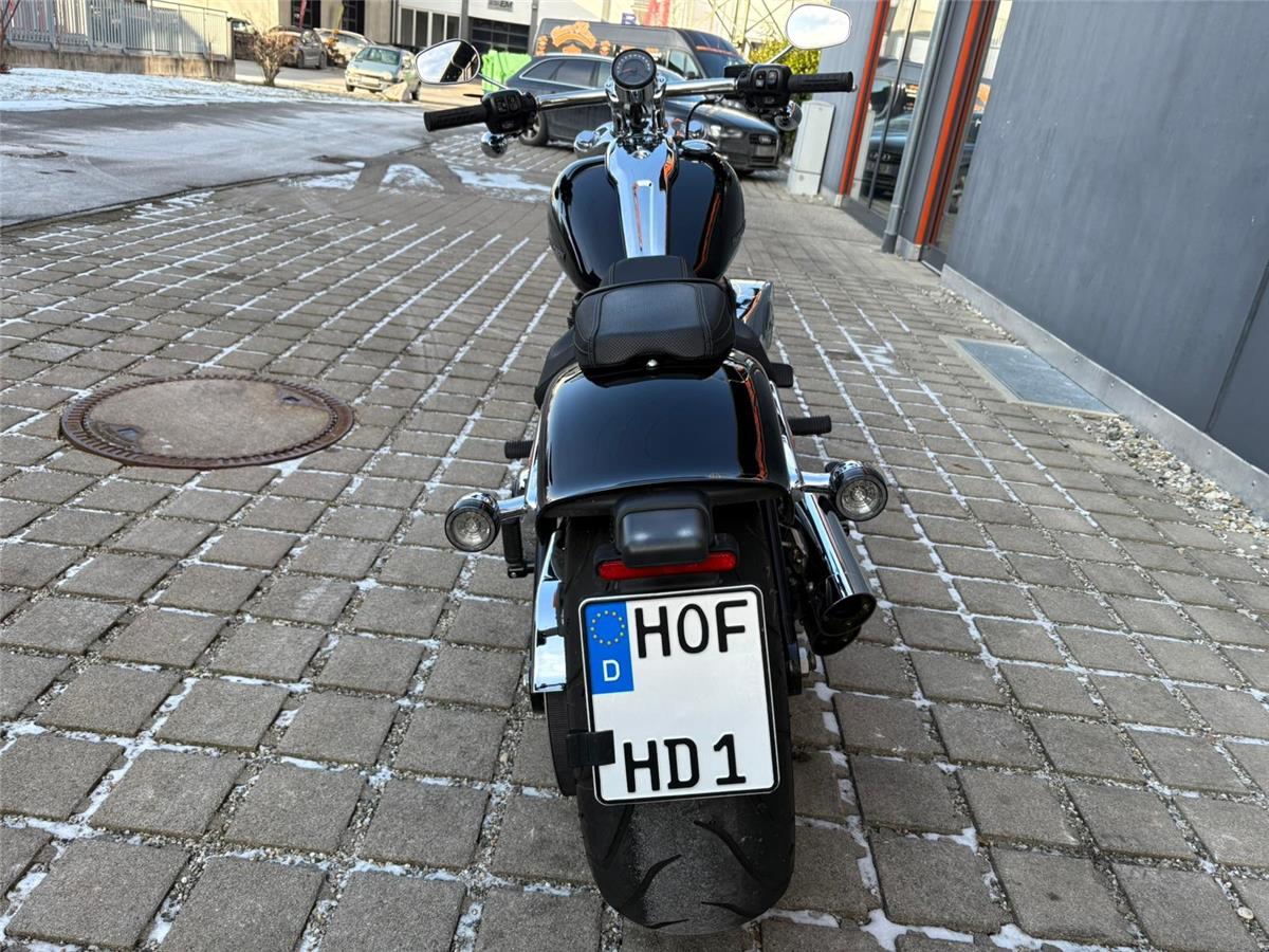 FXBR BREAKOUT 117 mit Jekill&Hyde Auspuff