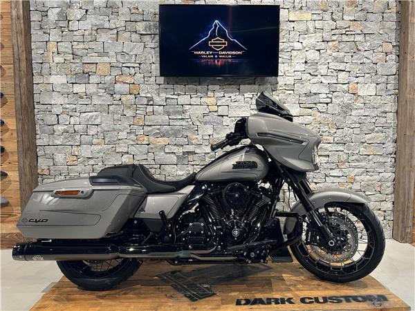 2023 harley-davidson FLHXSE Street Glide CVO 121