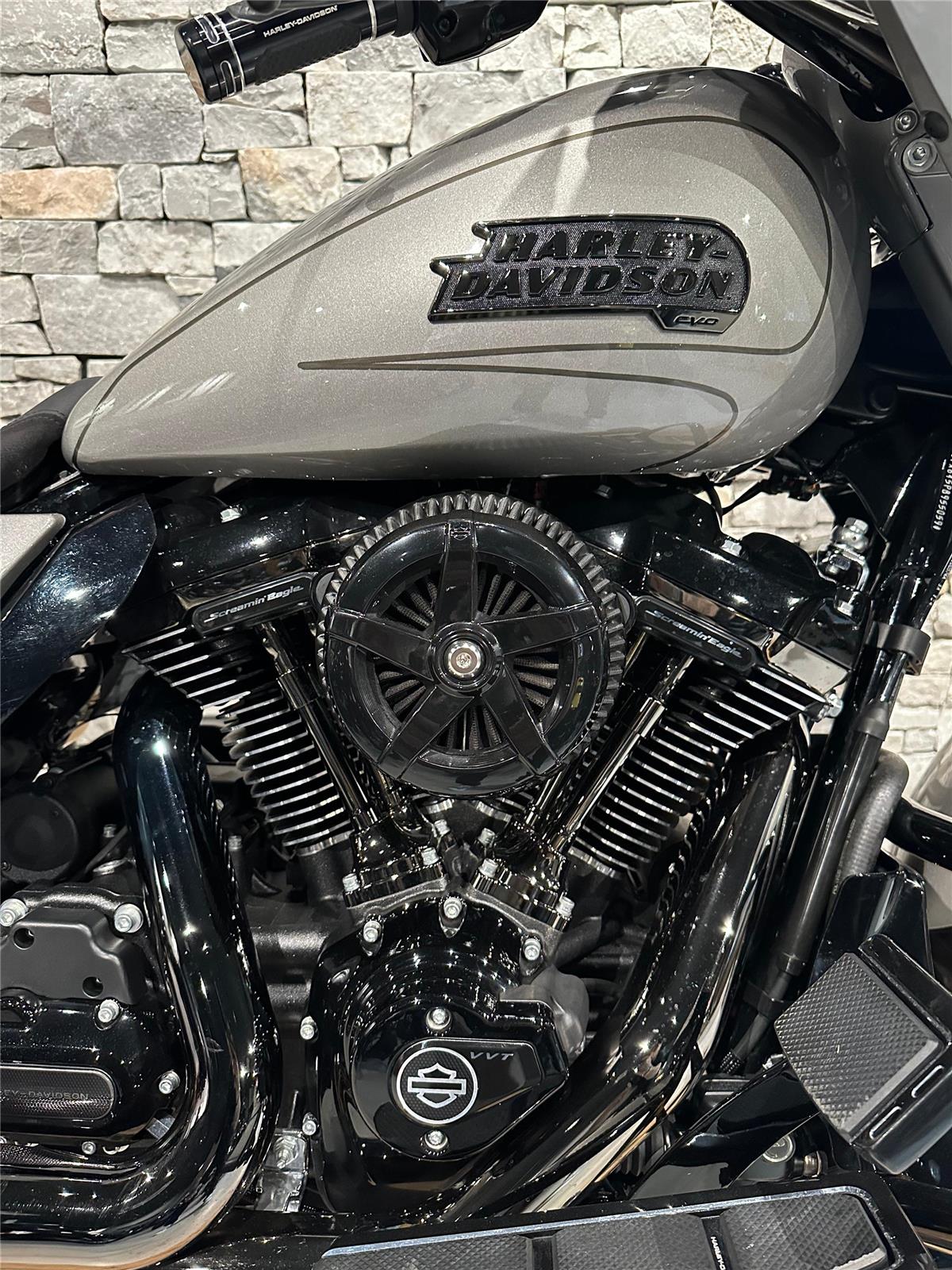 2023 harley-davidson FLHXSE Street Glide CVO 121