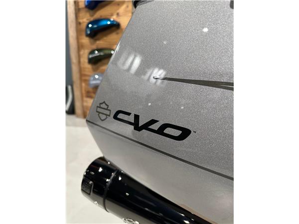 2023 harley-davidson FLHXSE Street Glide CVO 121