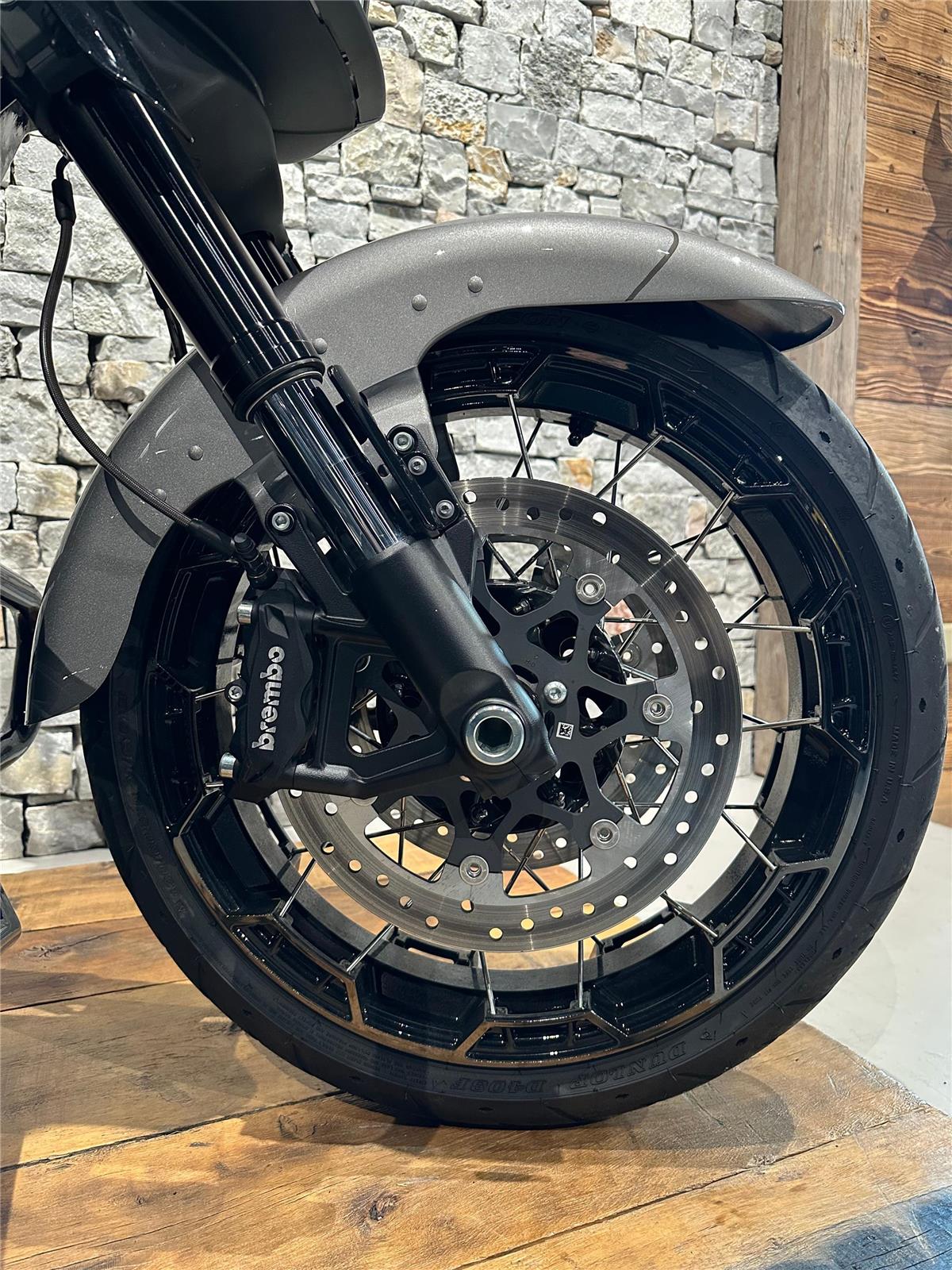 2023 harley-davidson FLHXSE Street Glide CVO 121